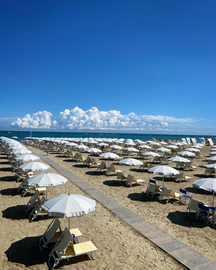 Grand Hotel Cesenatico Kültér fotó