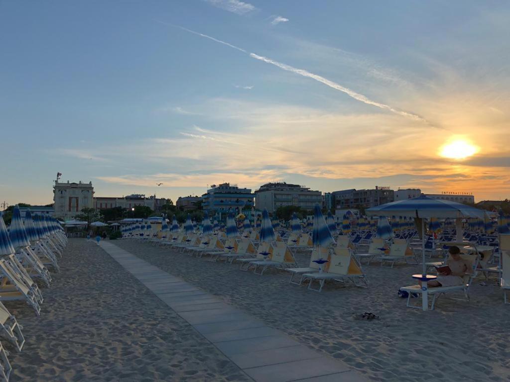 Grand Hotel Cesenatico Kültér fotó